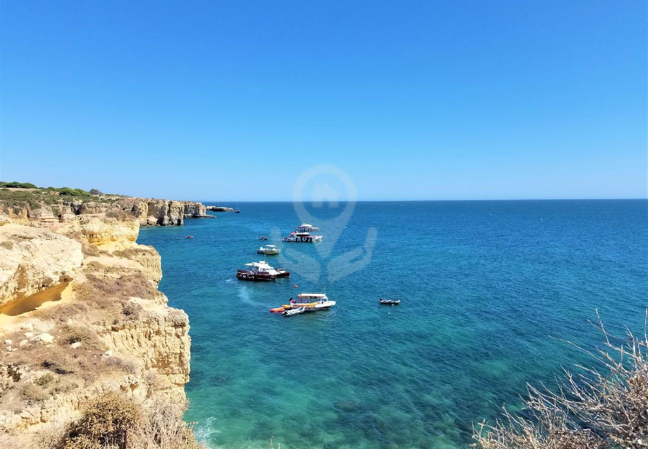 Apartamento em Albufeira - Apartamento T2 com Piscina na Praia Castelo - Albufeira