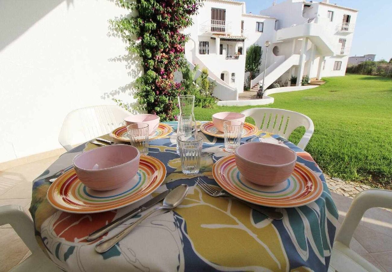 Estúdio em Albufeira - Apartamento Estúdio com Piscina na Praia de São Rafael -  Albufeira