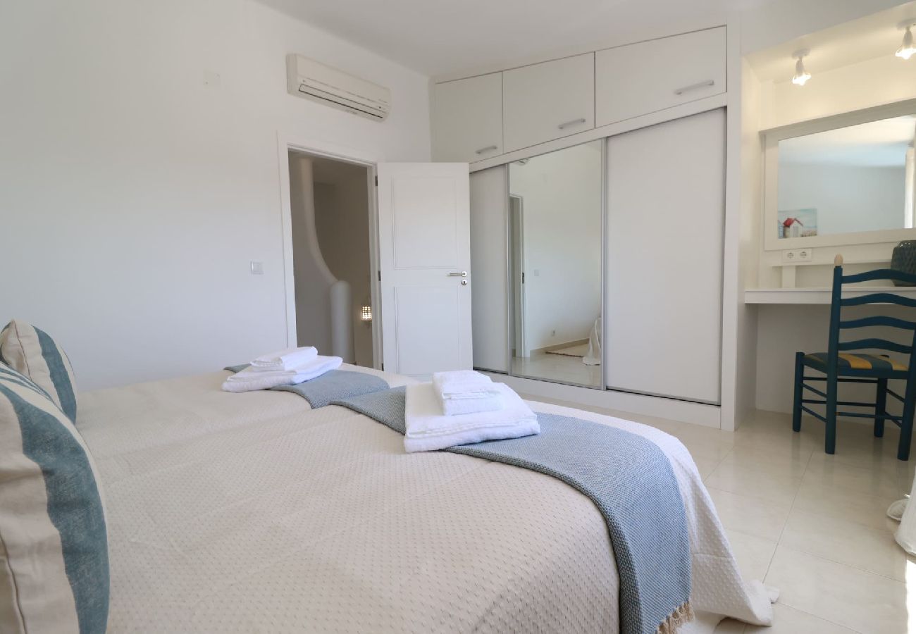 Apartamento em Albufeira - Apartamento Duplex T2 com Piscina na Praia de São Rafael - Albufeira