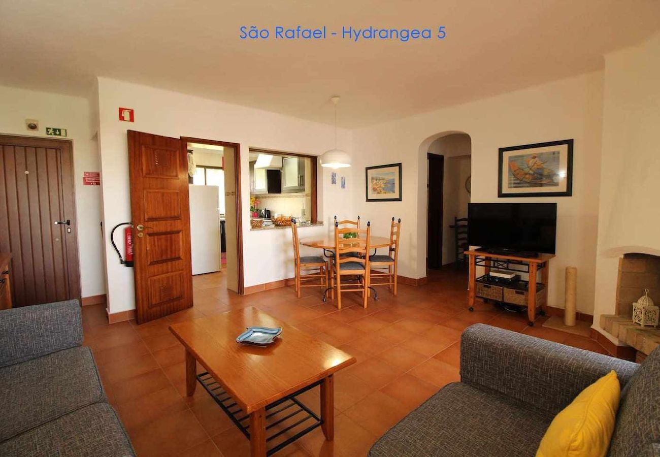 Apartamento em Albufeira - Apartamento T2 com Piscina na Praia de São Rafael - Albufeira