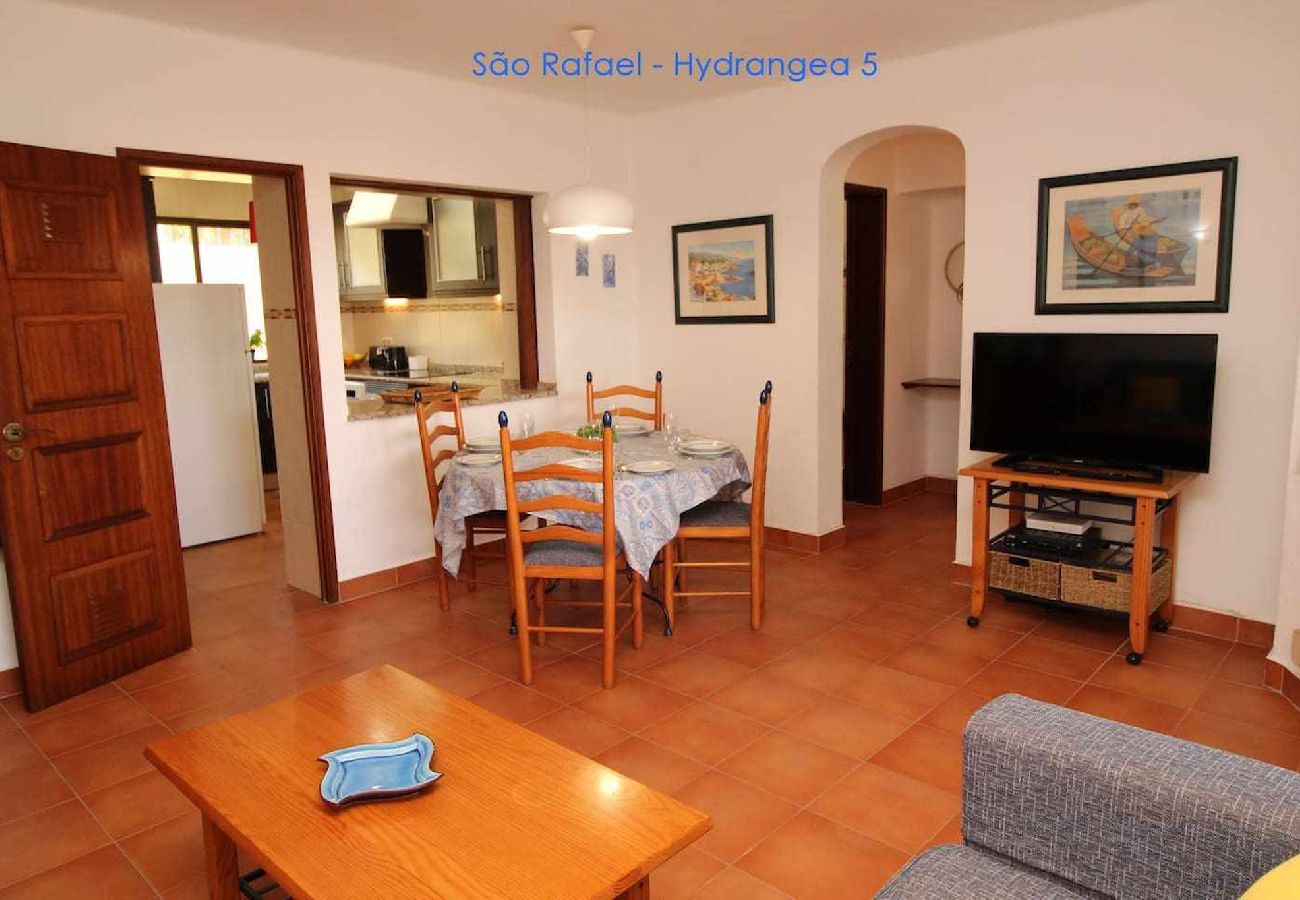 Apartamento em Albufeira - Apartamento T2 com Piscina na Praia de São Rafael - Albufeira