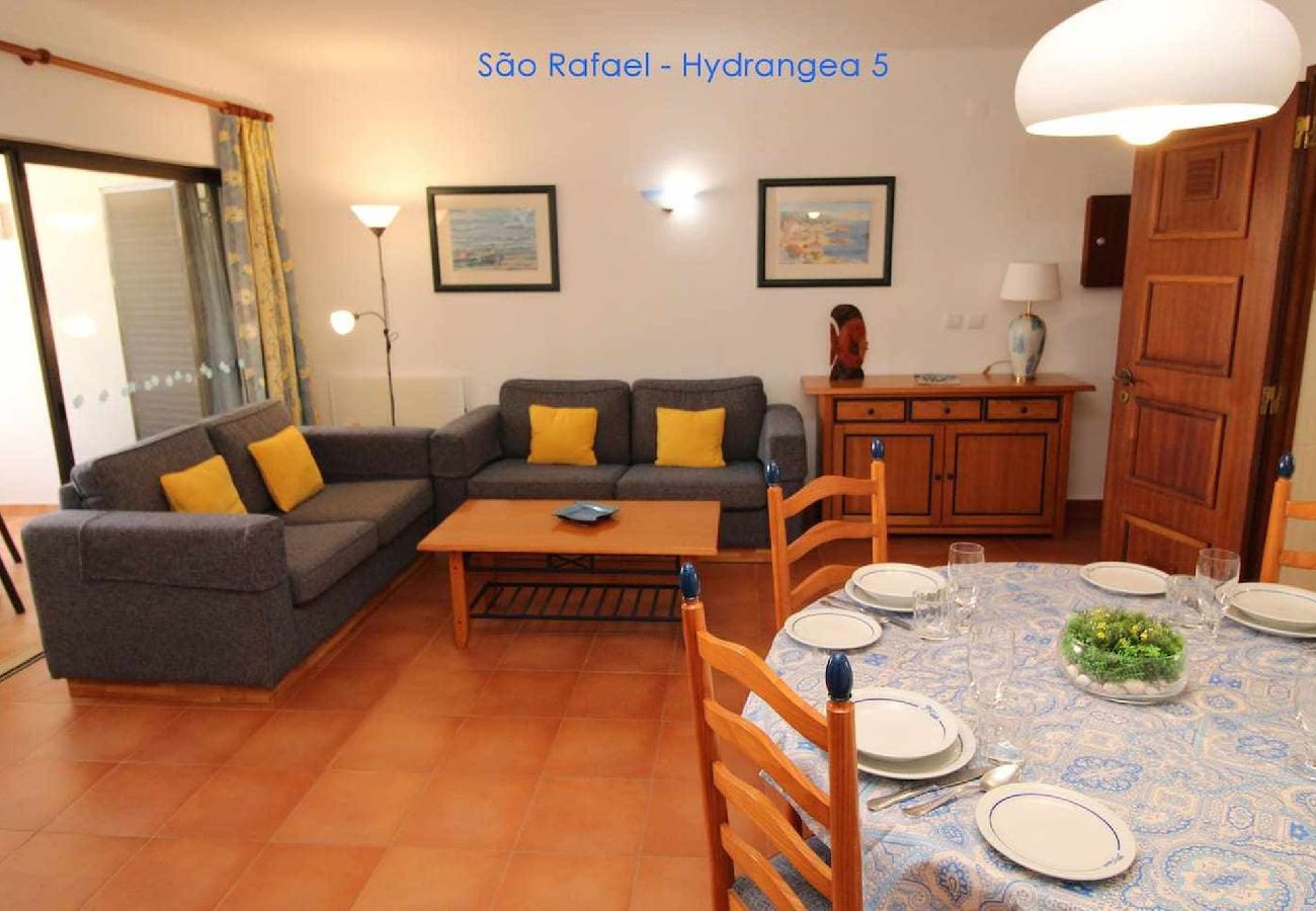 Apartamento em Albufeira - Apartamento T2 com Piscina na Praia de São Rafael - Albufeira