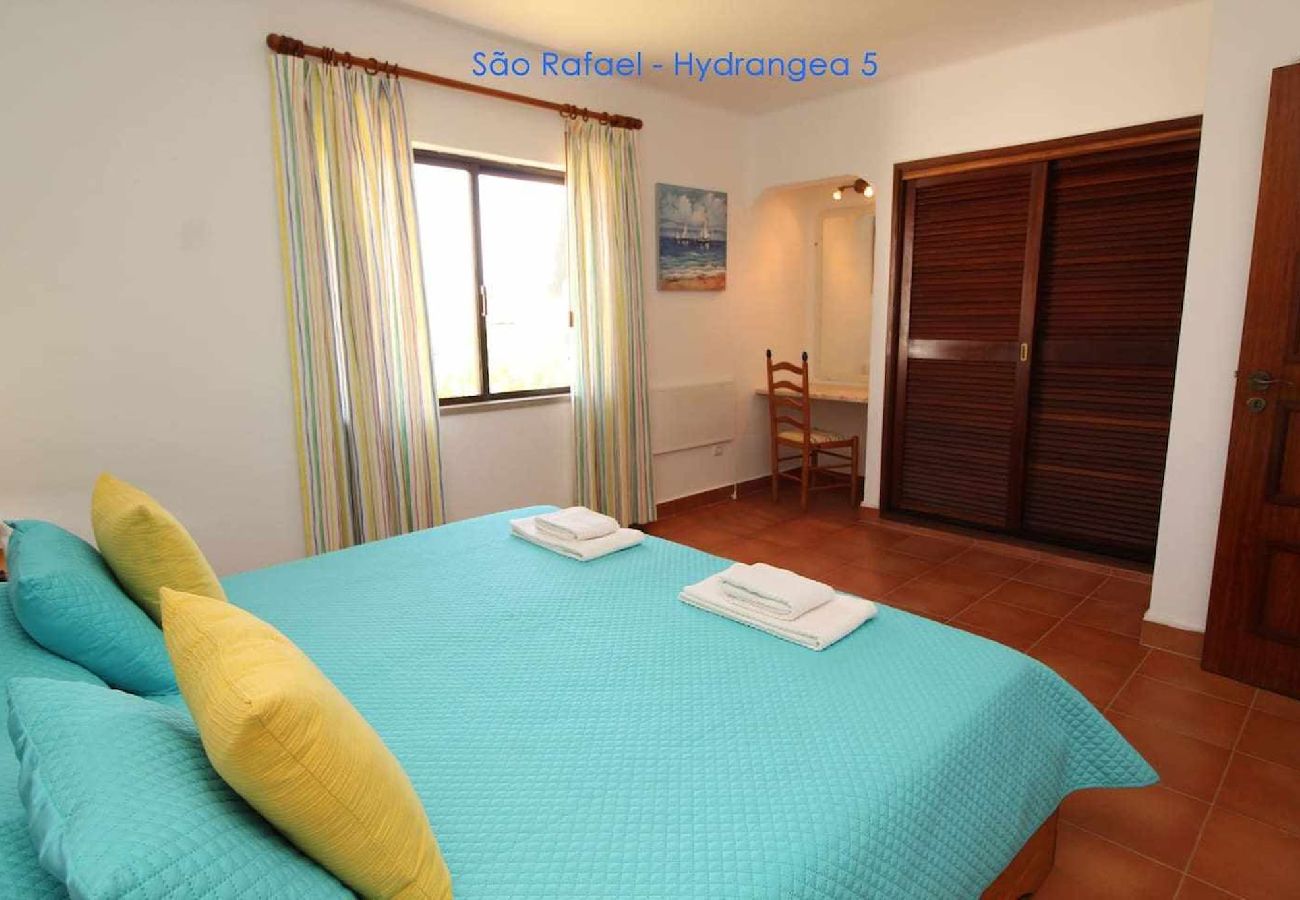 Apartamento em Albufeira - Apartamento T2 com Piscina na Praia de São Rafael - Albufeira