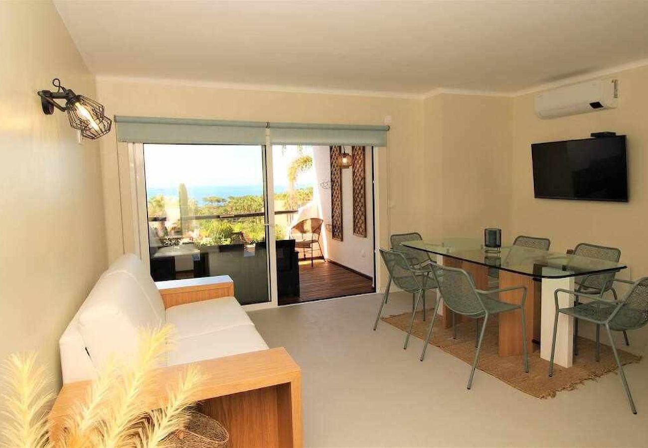 Apartamento em Albufeira - Apartamento T2 com Vista Mar e Piscina na Praia de São Rafael - Albufeira