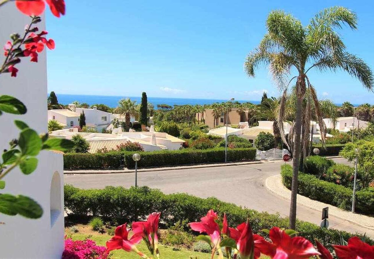 Apartamento em Albufeira - Apartamento T2 com Vista Mar e Piscina na Praia de São Rafael - Albufeira