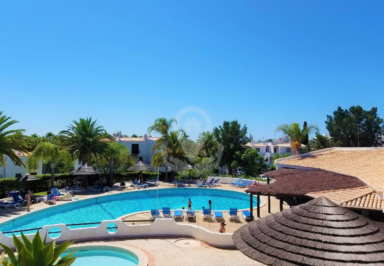 Apartamento em Albufeira - Apartamento T2 com Piscina na Praia de São Rafael - Albufeira