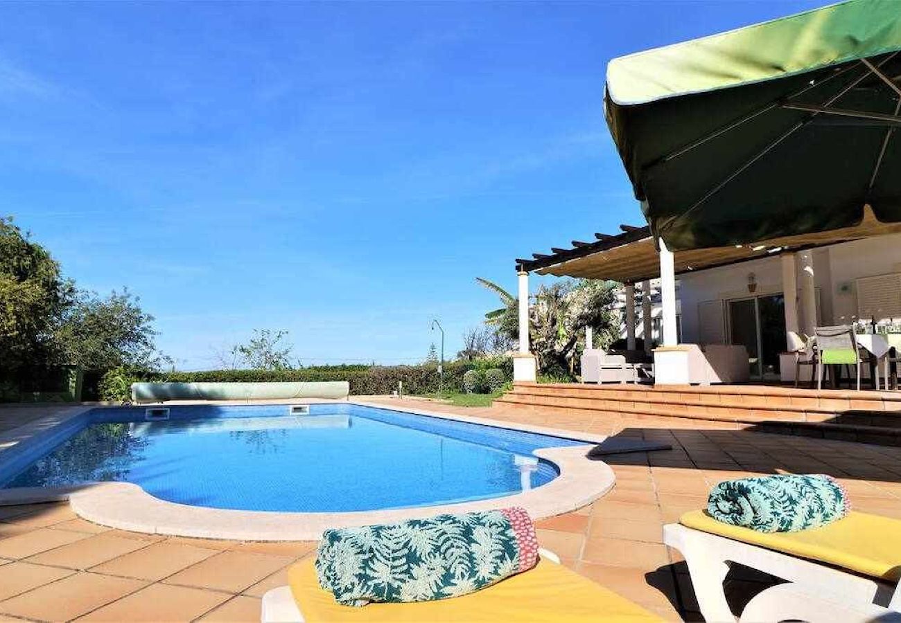 Villa em Boliqueime - Villa Joia - Moradia V3 com Piscina em Boliqueime - Algarve