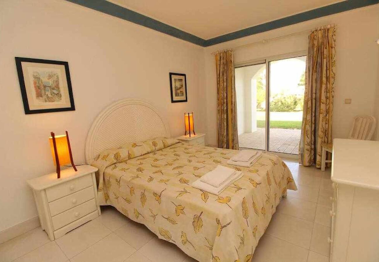 Apartamento em Albufeira - Apartamento T2 com Piscina na Praia de São Rafael - Albufeira