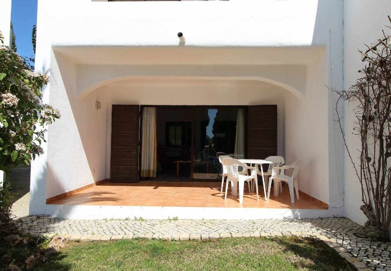 Studio in Albufeira - Studio Apartment with Swimming Pool at São Rafael Beach - Albufeira