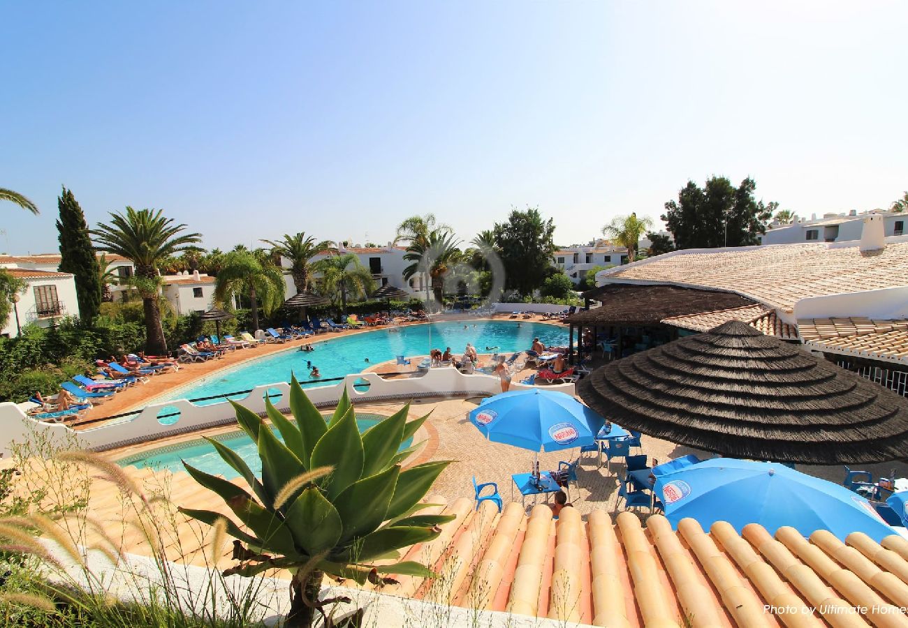 Studio in Albufeira - Studio Apartment with Swimming Pool at São Rafael Beach - Albufeira