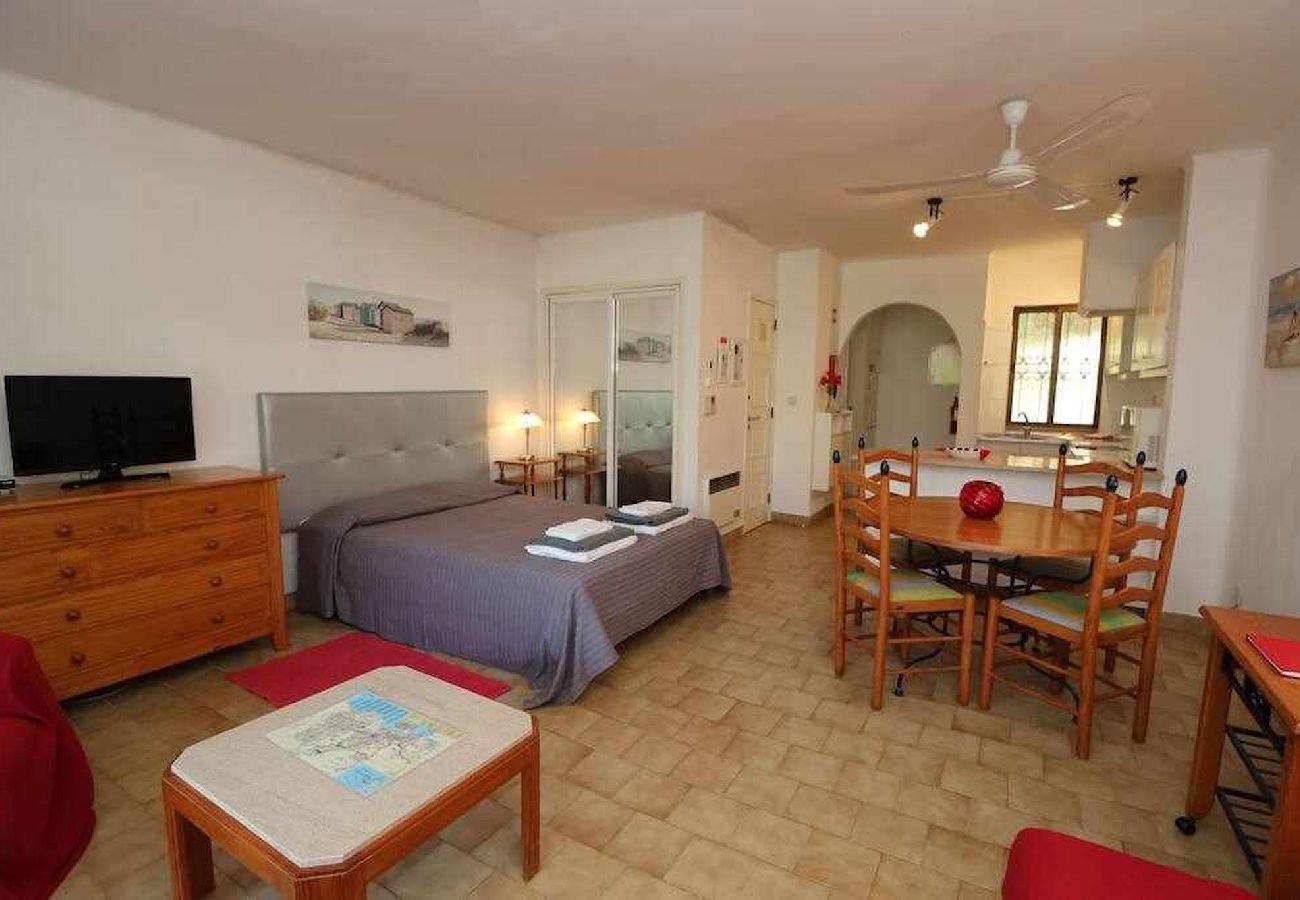 Studio in Albufeira - Studio Apartment with Swimming pool at São Rafael Beach - Albufeira