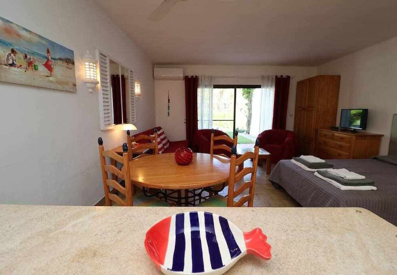 Studio in Albufeira - Studio Apartment with Swimming pool at São Rafael Beach - Albufeira