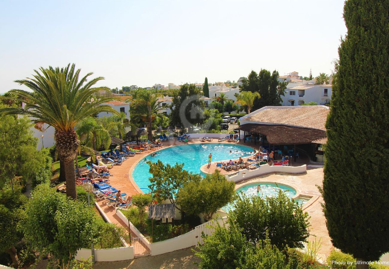 Apartment in Albufeira - 2 Bedroom Apartment with Swimming pool at São Rafael Beach - Albufeira