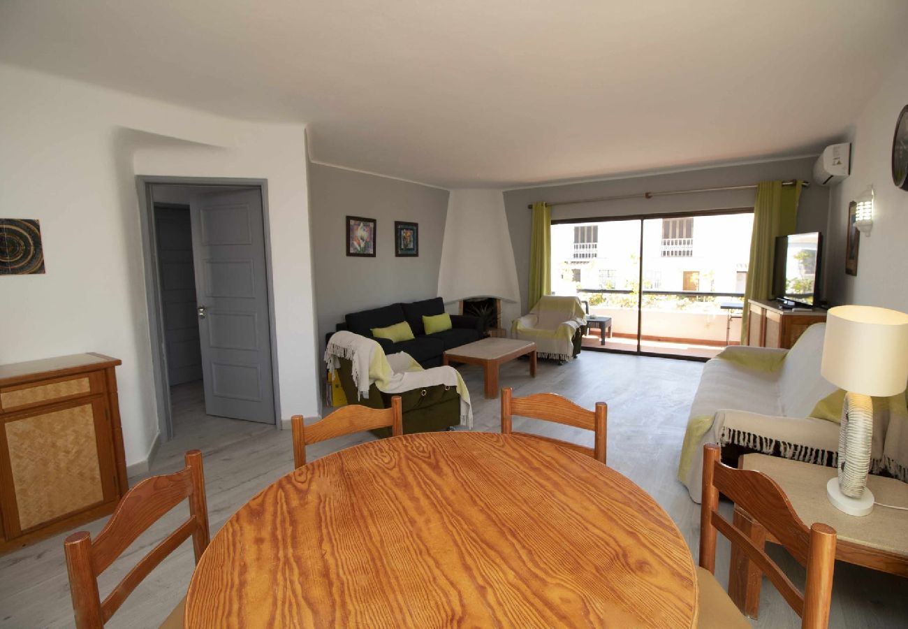 Apartment in Albufeira - 2 Bedroom Apartment with Swimming pool at São Rafael Beach - Albufeira