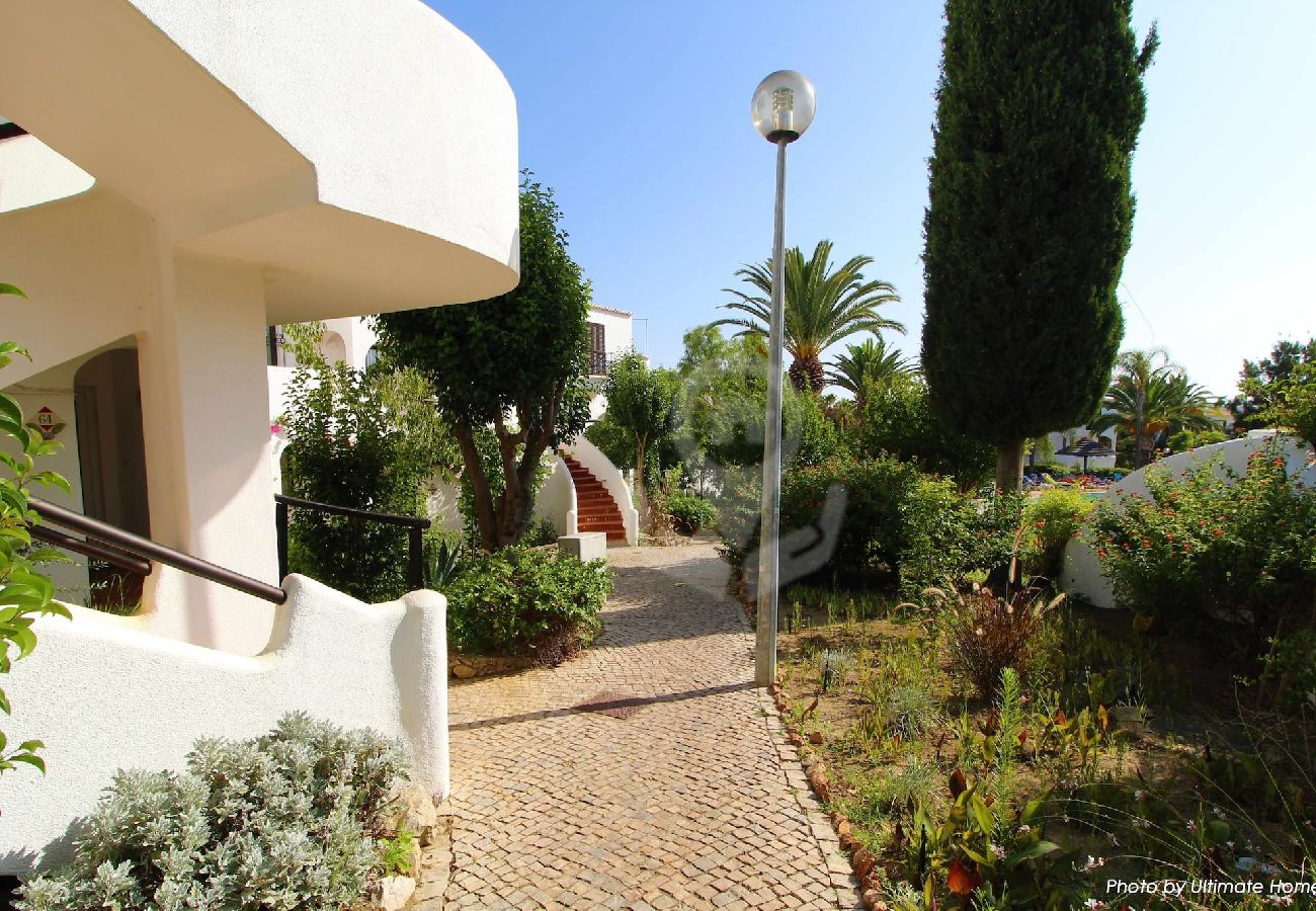 Apartment in Albufeira - 2 Bedroom Apartment with Swimming pool at São Rafael Beach - Albufeira