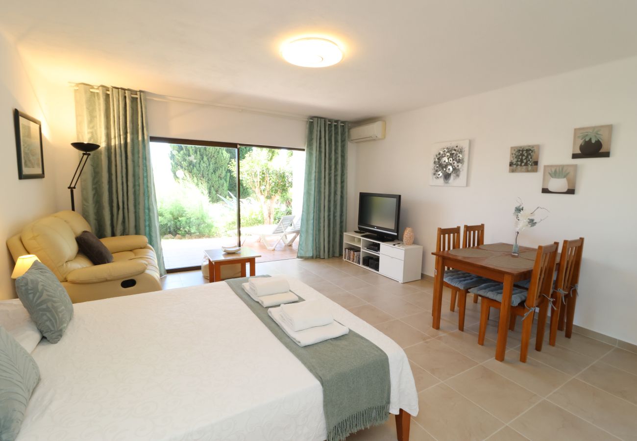 Studio in Albufeira - Studio Apartment with Swimming pool at São Rafael Beach - Albufeira