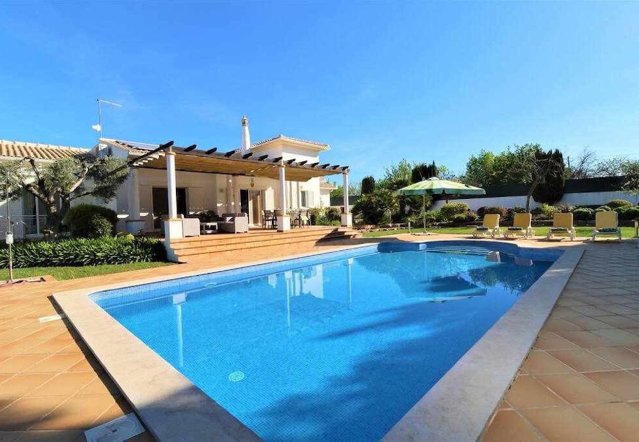 Villa in Boliqueime - Villa Joia - 3 Bedroom Villa with Swimming pool in Boliqueime - Algarve 