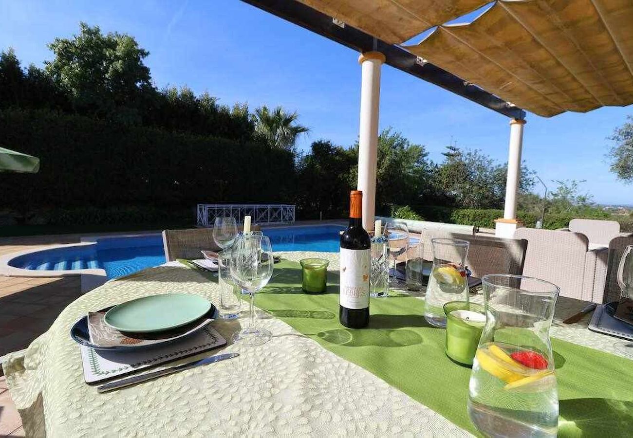 Villa in Boliqueime - Villa Joia - 3 Bedroom Villa with Swimming pool in Boliqueime - Algarve 