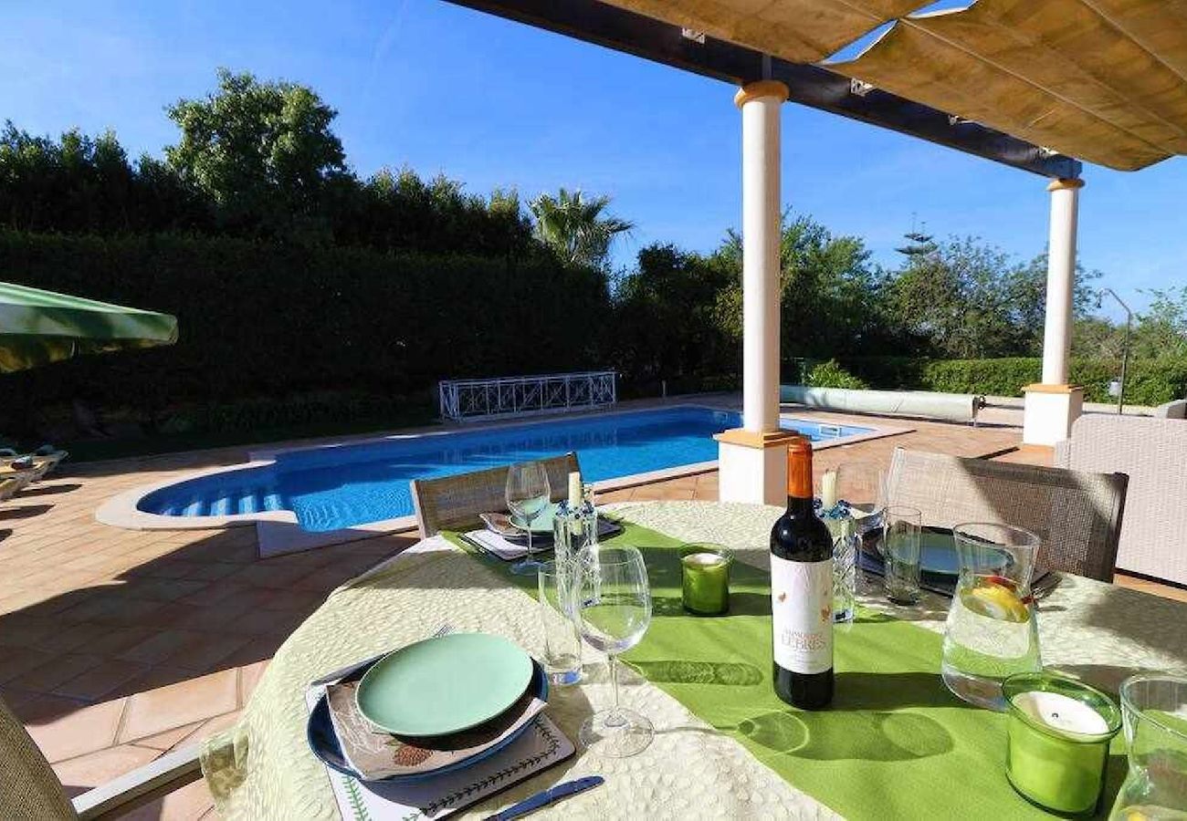 Villa in Boliqueime - Villa Joia - 3 Bedroom Villa with Swimming pool in Boliqueime - Algarve 