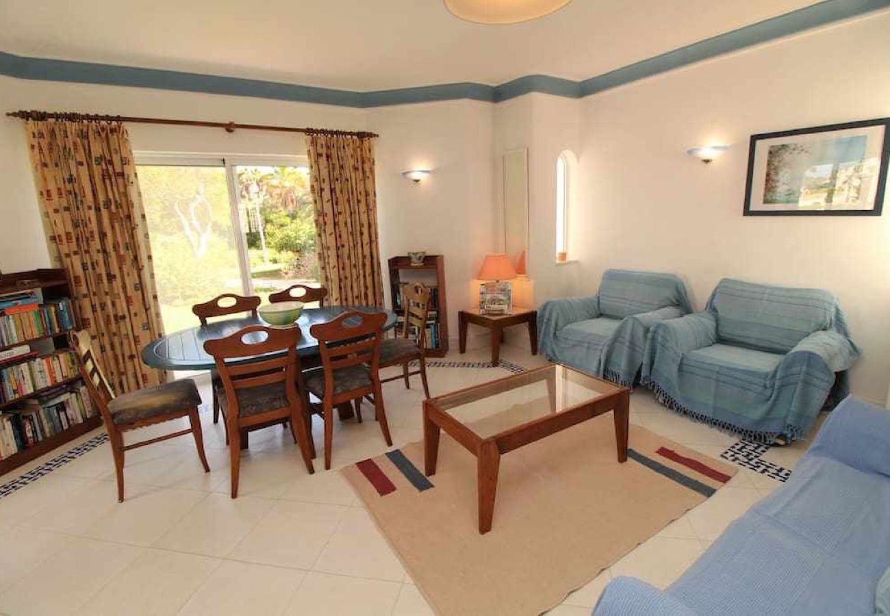 Apartment in Albufeira - 2 Bedroom Apartment with Swimming pool at São Rafael Beach - Albufeira