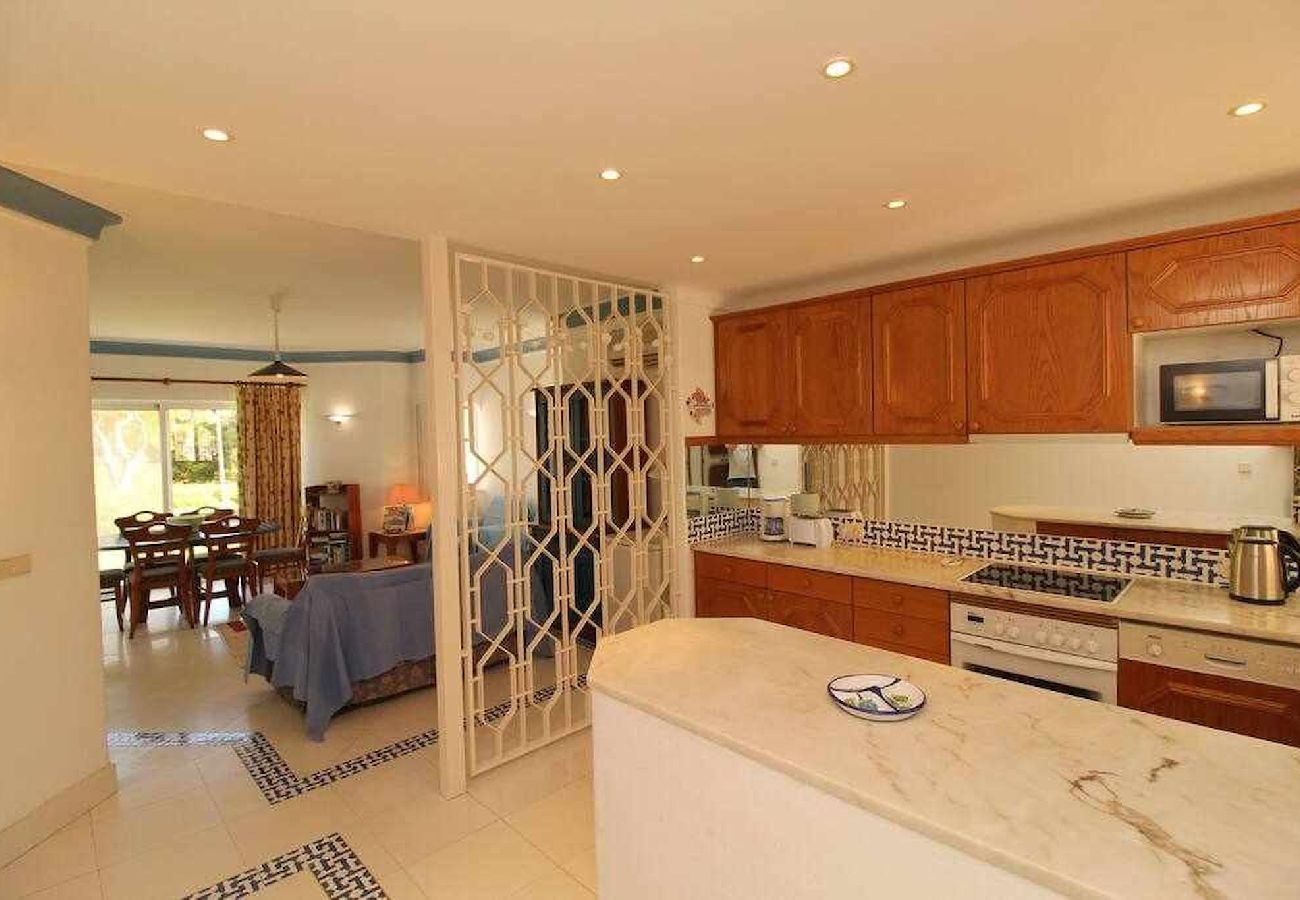 Apartment in Albufeira - 2 Bedroom Apartment with Swimming pool at São Rafael Beach - Albufeira