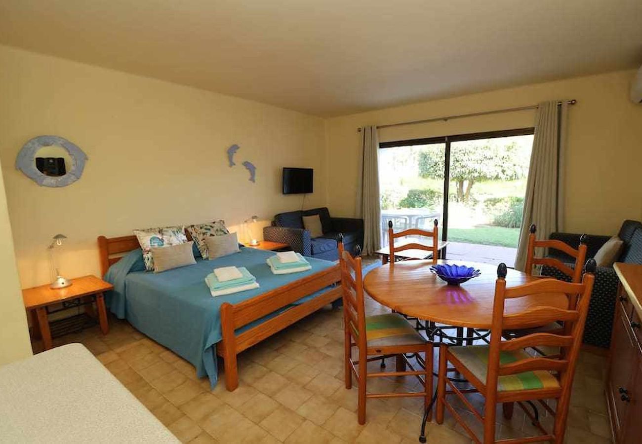 Studio in Albufeira - Studio Apartment with Swimming pool at São Rafael Beach - Albufeira