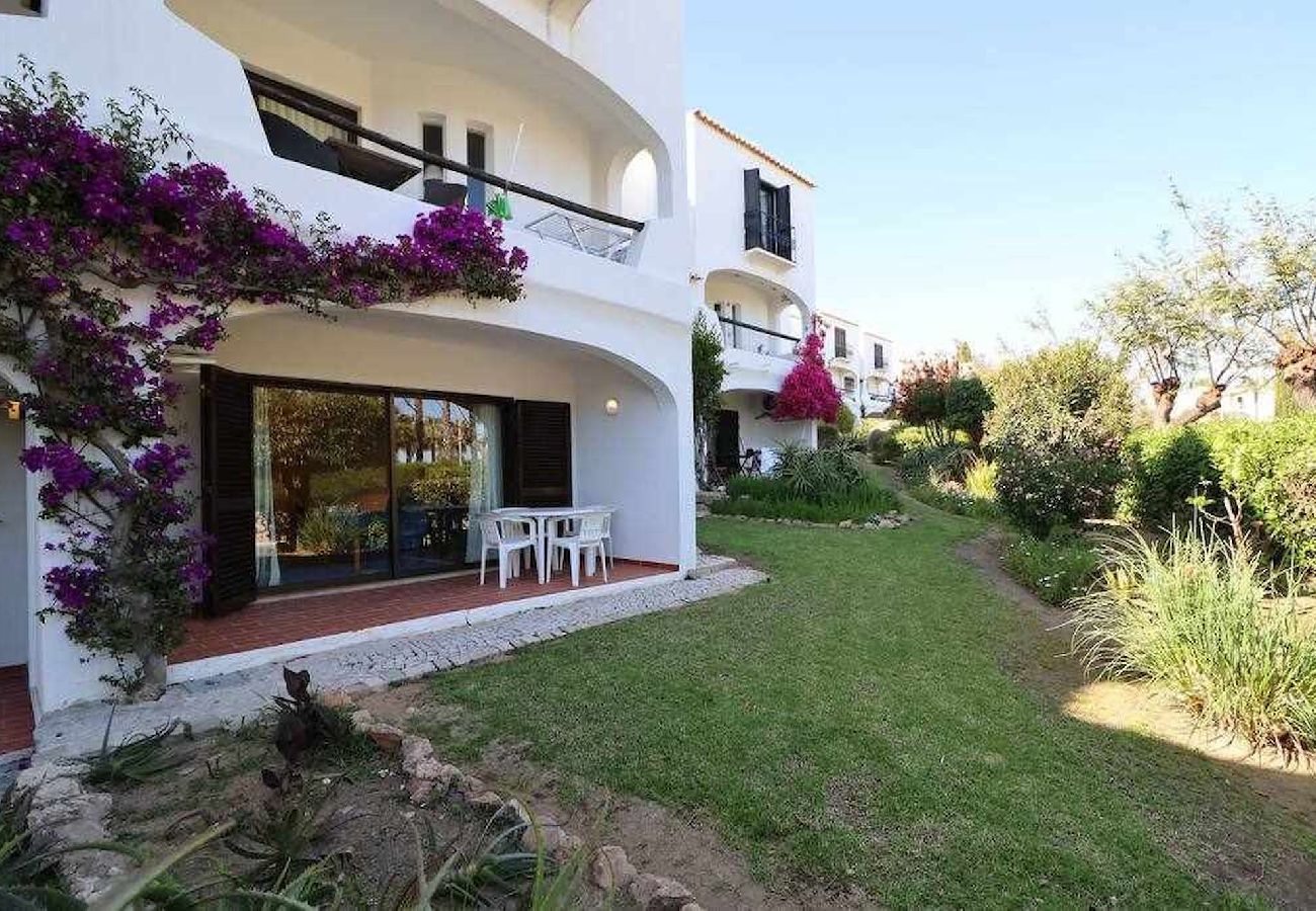 Studio in Albufeira - Studio Apartment with Swimming pool at São Rafael Beach - Albufeira